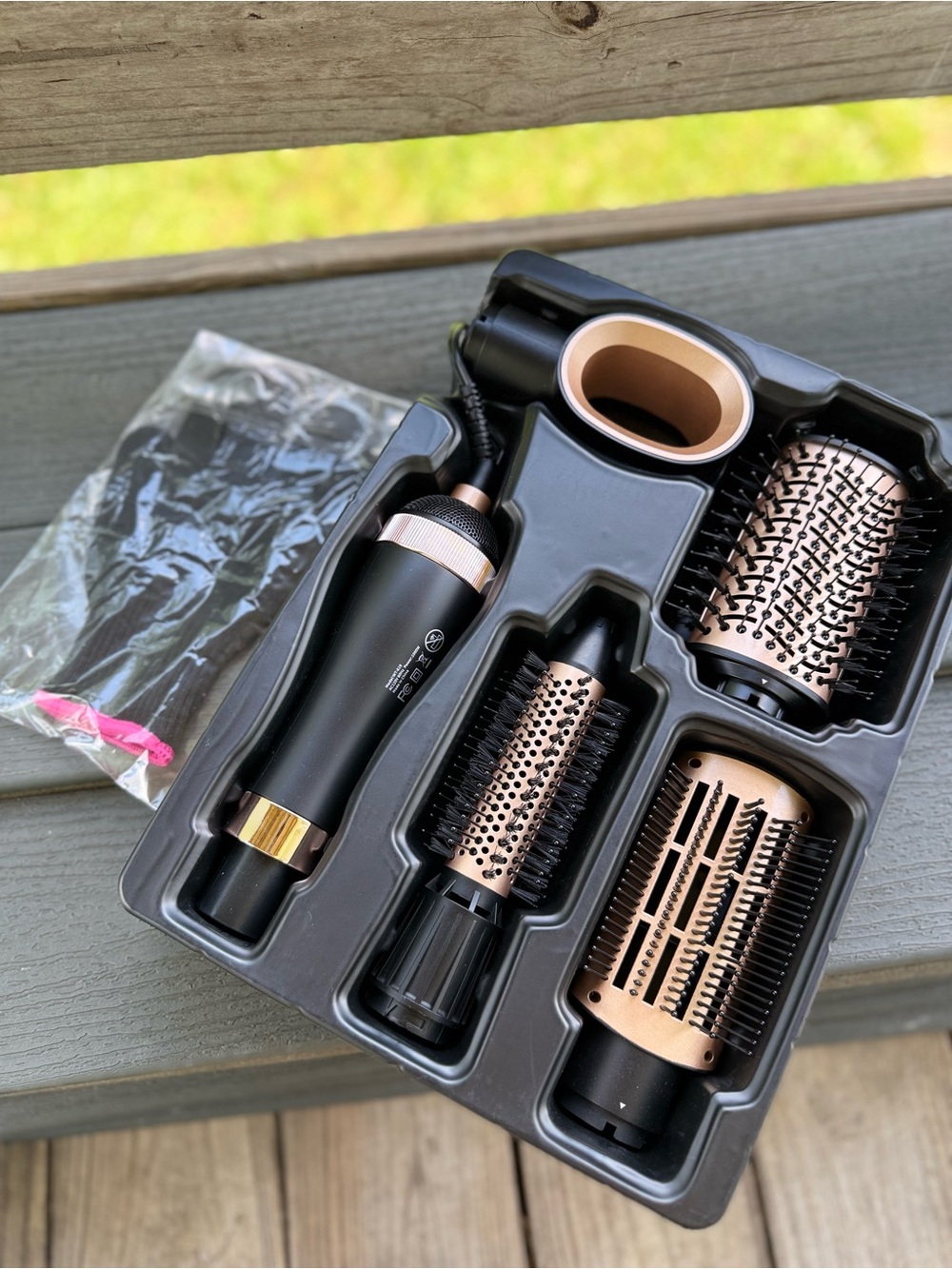 Hot Air Styling Brush Set in Black and Rose Gold